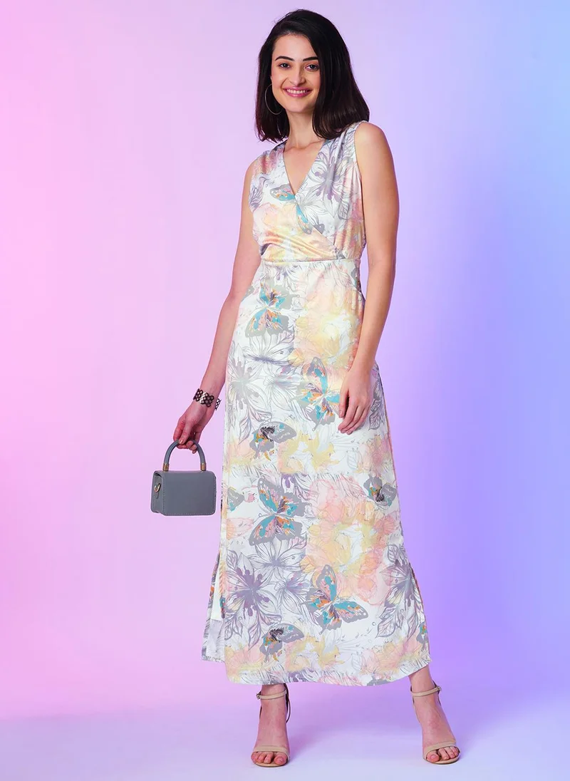 جلو باص فستان ماكسي ساتان ملفوف بطبعات زهور وقصات باللون الكريمي من جلوبس للنساء